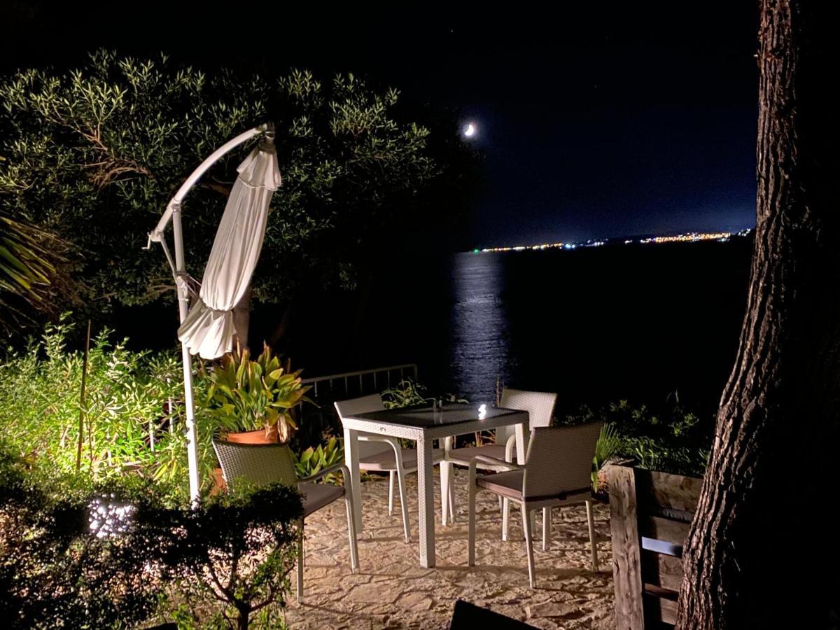 Patù B&B Viadelmare المظهر الخارجي الصورة