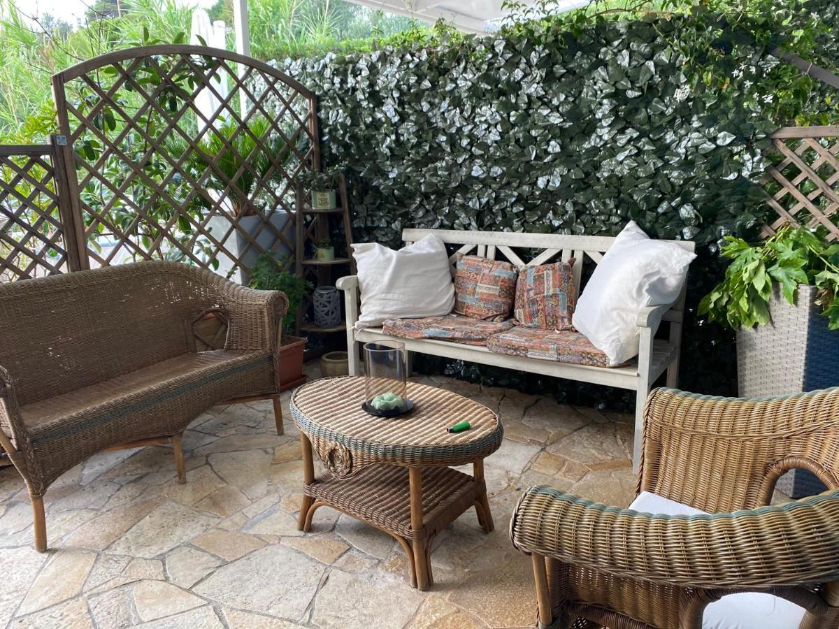 Patù B&B Viadelmare المظهر الخارجي الصورة