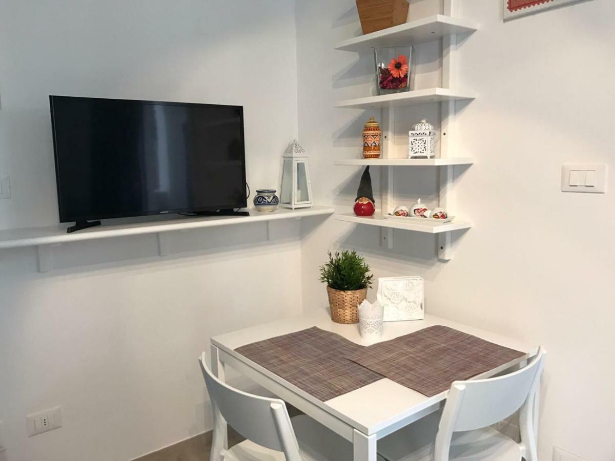 Patù B&B Viadelmare المظهر الخارجي الصورة