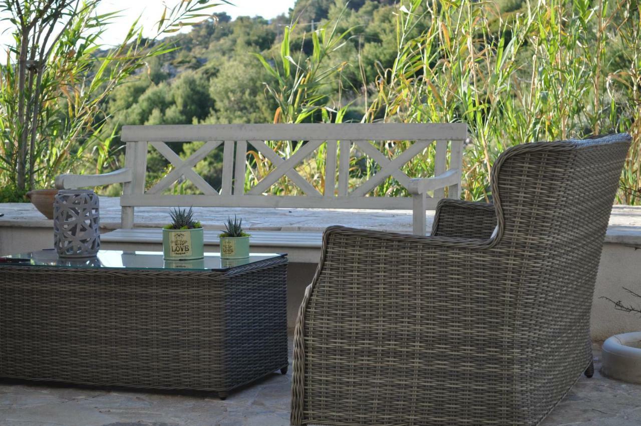Patù B&B Viadelmare المظهر الخارجي الصورة