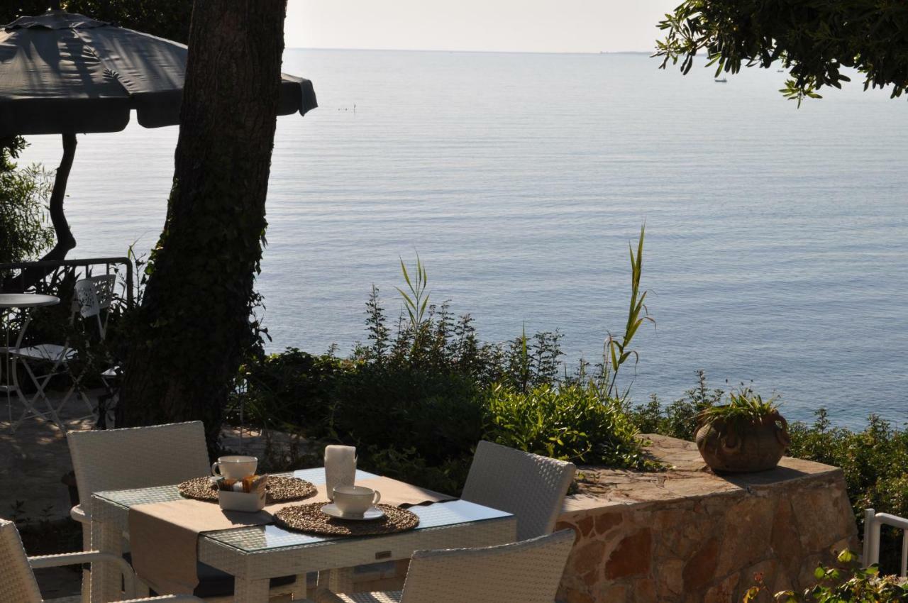 Patù B&B Viadelmare المظهر الخارجي الصورة